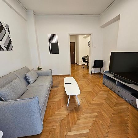 Athena Elegant Apartment Exterior photo